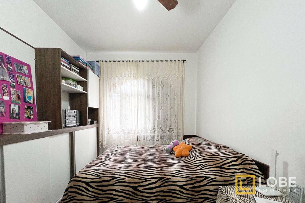 Casa, 3 quartos, 310 m² - Foto 1