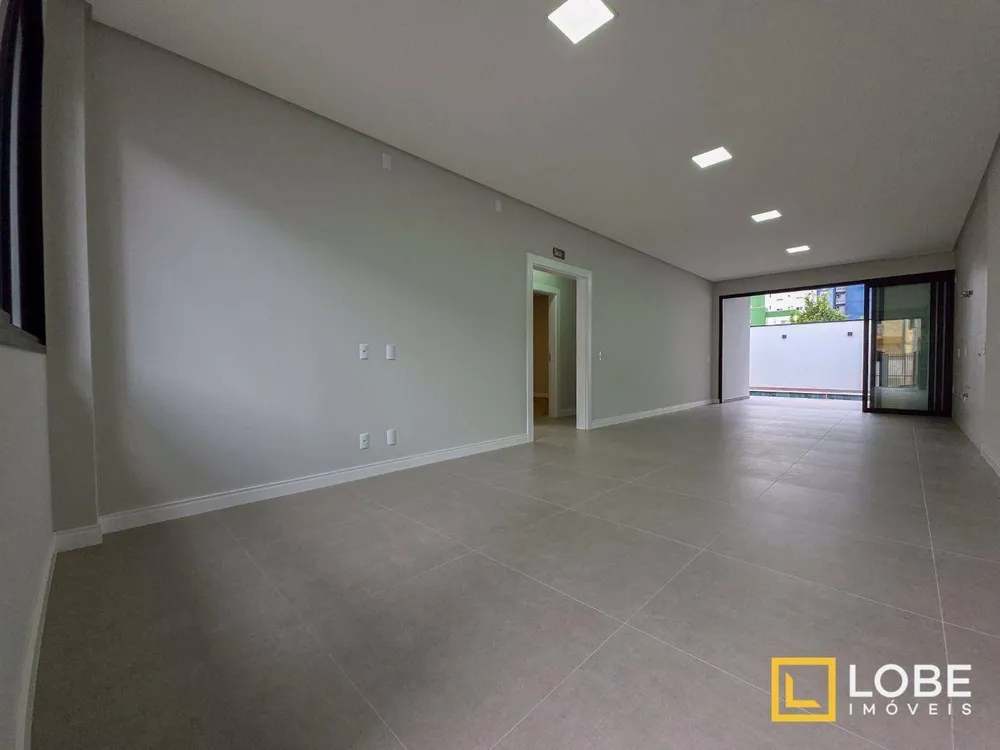 Casa, 3 quartos, 134 m² - Foto 2