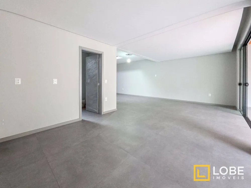 Casa, 3 quartos, 196 m² - Foto 5