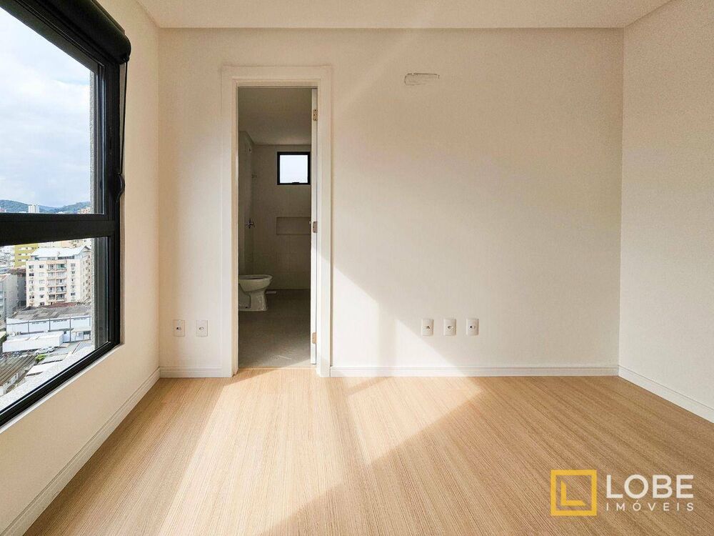 Apartamento, 2 quartos, 68 m² - Foto 2