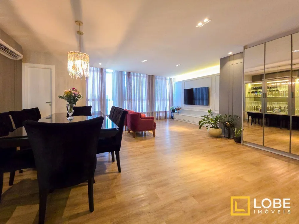 Apartamento, 3 quartos, 149 m² - Foto 1