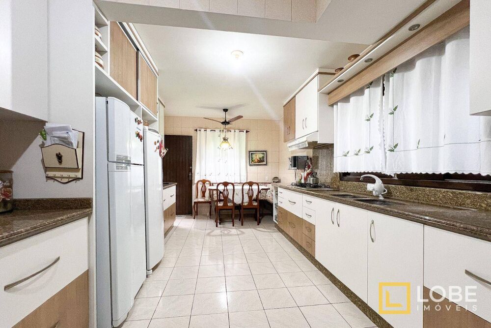 Casa, 4 quartos, 319 m² - Foto 24