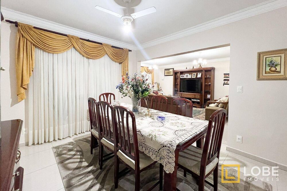 Casa, 4 quartos, 319 m² - Foto 11