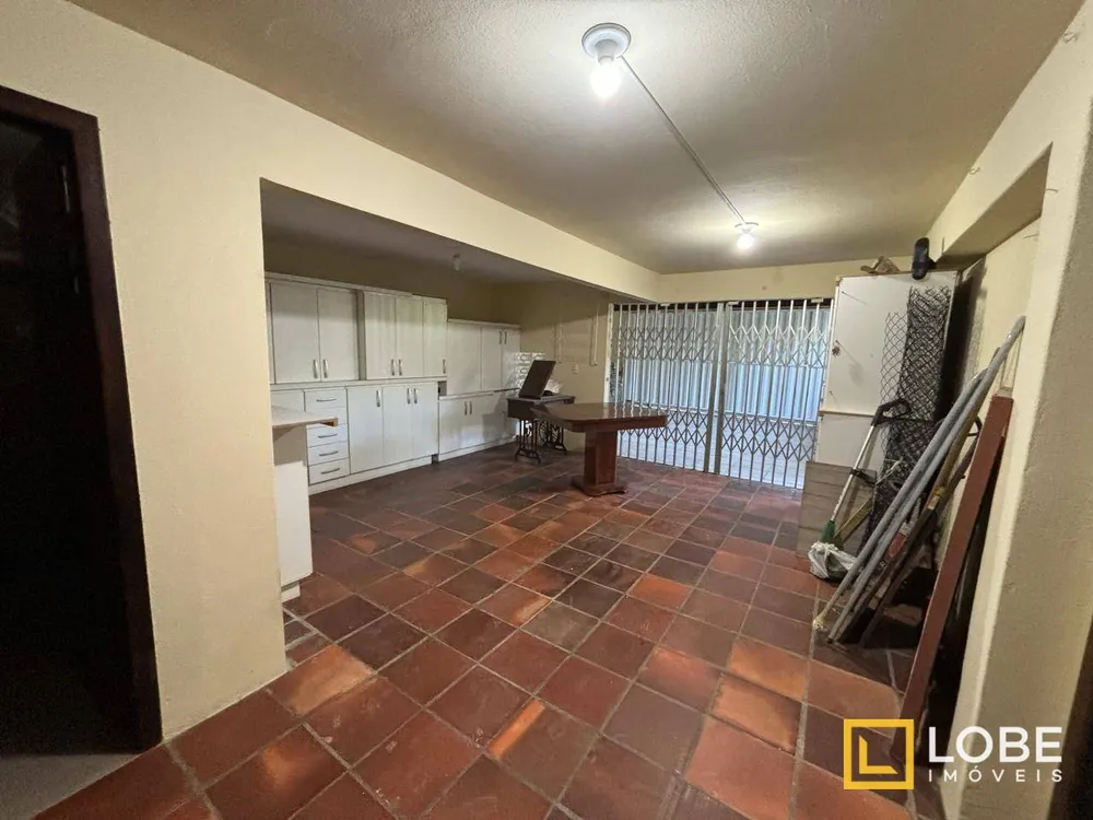 Casa, 3 quartos, 272 m² - Foto 8