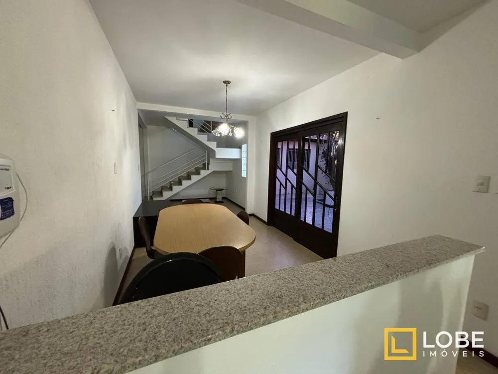 Casa, 3 quartos, 272 m² - Foto 4
