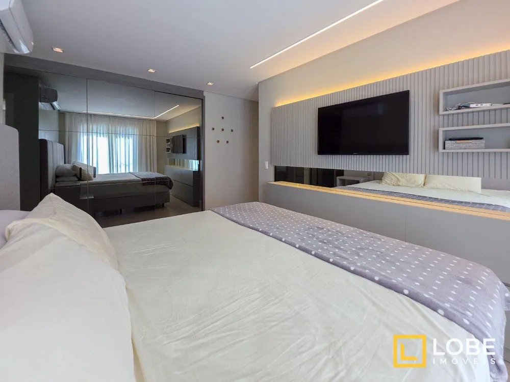 Apartamento, 3 quartos, 261 m² - Foto 4
