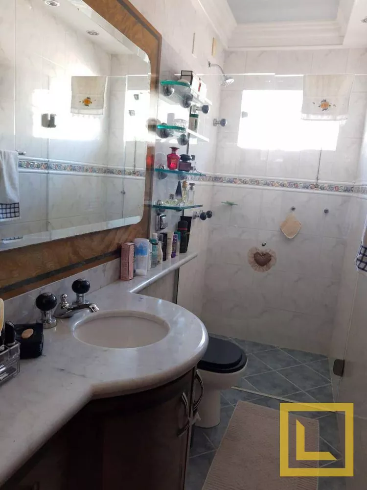 Casa, 3 quartos, 276 m² - Foto 4