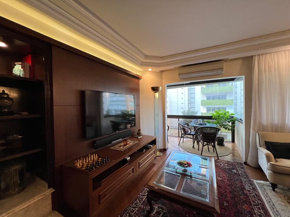 Apartamento à venda com 3 quartos, 189m² - Foto 3