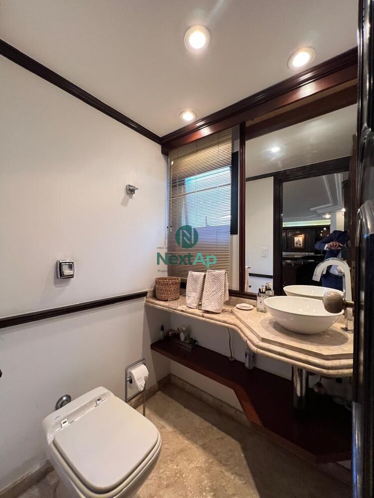 Apartamento à venda com 3 quartos, 189m² - Foto 17