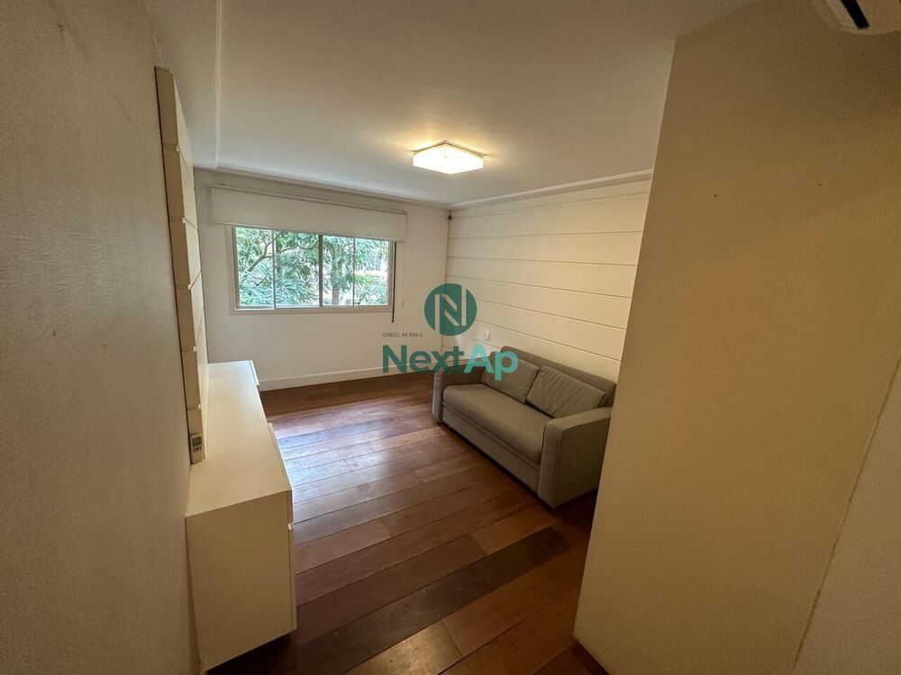 Apartamento, 3 quartos, 245 m² - Foto 1