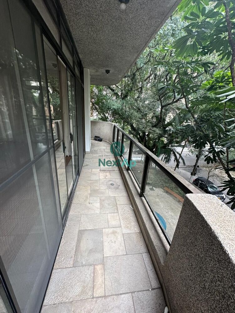 Apartamento, 3 quartos, 245 m² - Foto 8