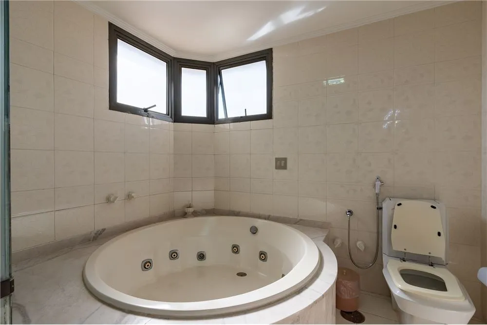 Apartamento, 4 quartos, 214 m² - Foto 4