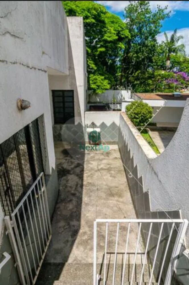 Casa, 8 quartos, 588 m² - Foto 57