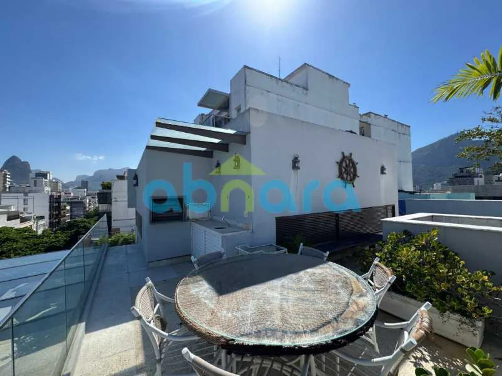 Cobertura, 3 quartos, 251 m² - Foto 19