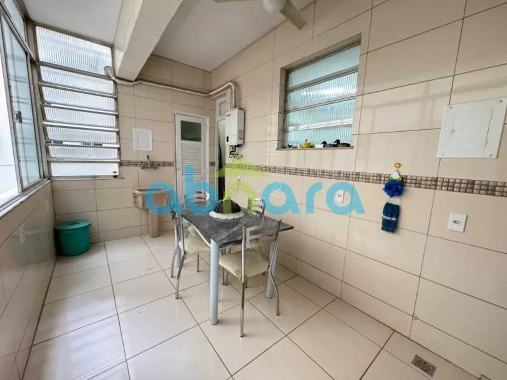 Apartamento, 3 quartos, 140 m² - Foto 3