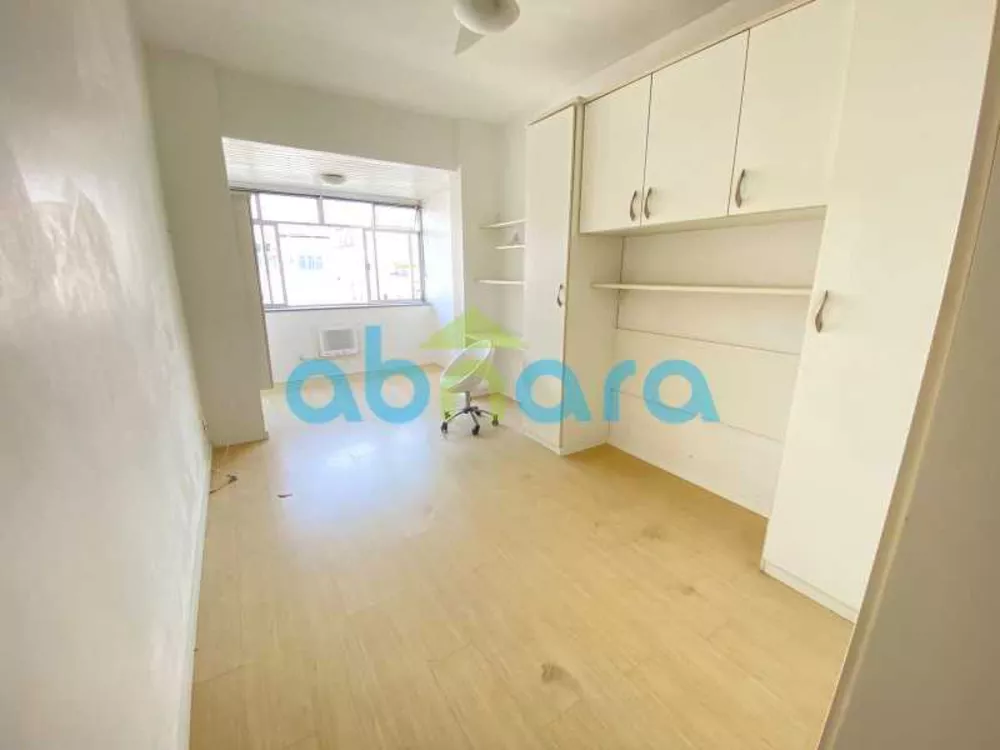 Apartamento à venda com 1 quarto, 40m² - Foto 1