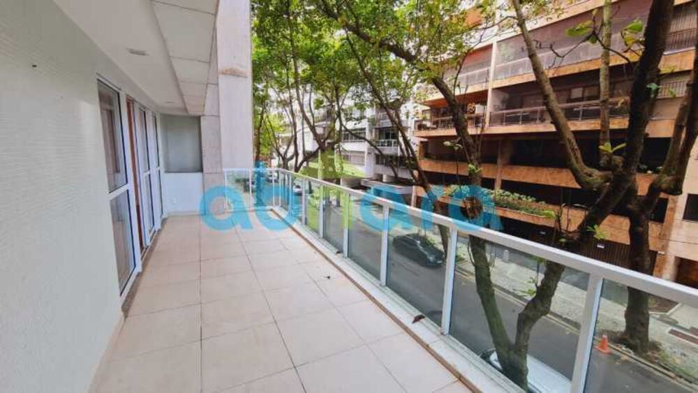 Apartamento, 3 quartos, 205 m² - Foto 1