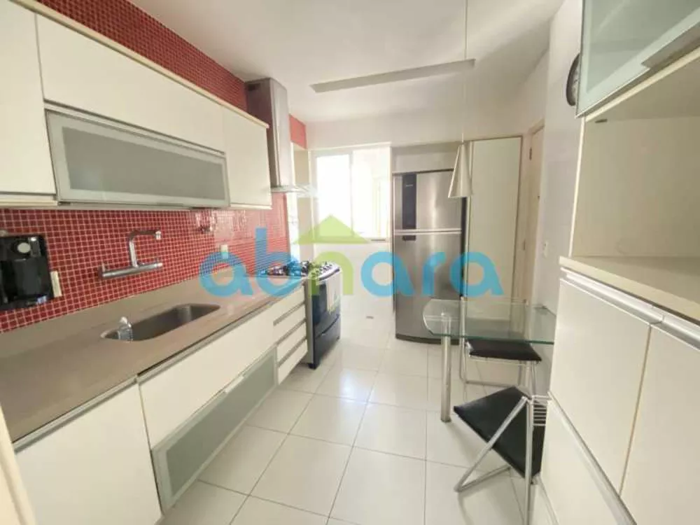 Apartamento, 3 quartos, 150 m² - Foto 1