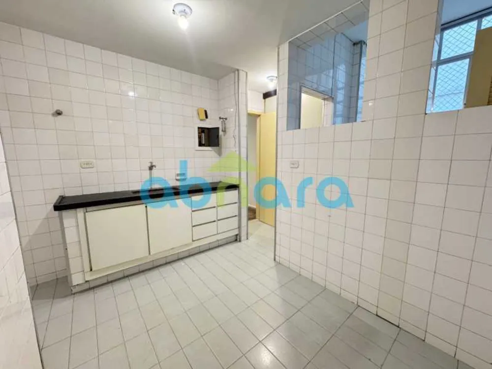 Apartamento, 3 quartos, 140 m² - Foto 2