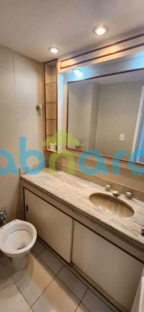 Apartamento à venda com 3 quartos, 185m² - Foto 4