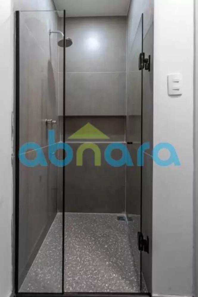 Apartamento à venda com 2 quartos, 70m² - Foto 13