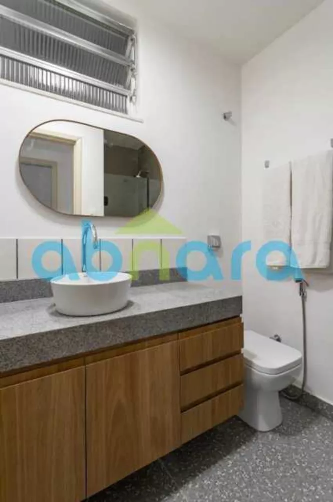 Apartamento à venda com 2 quartos, 70m² - Foto 19