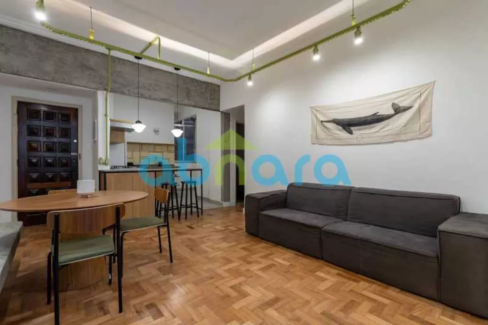 Apartamento à venda com 2 quartos, 70m² - Foto 8