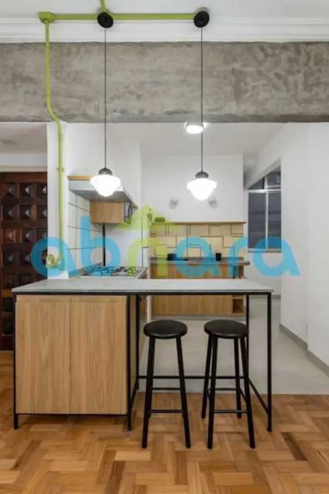 Apartamento à venda com 2 quartos, 70m² - Foto 4