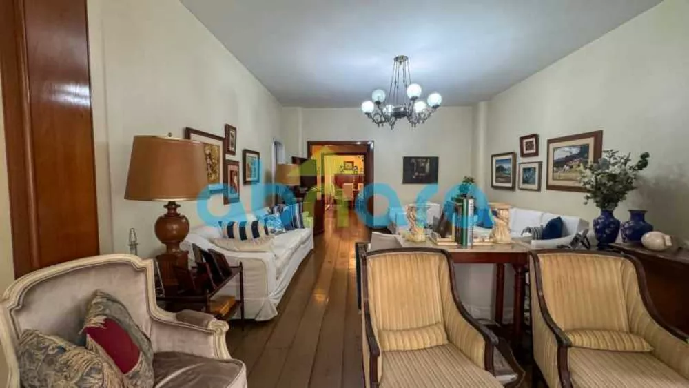 Apartamento, 3 quartos, 220 m² - Foto 1