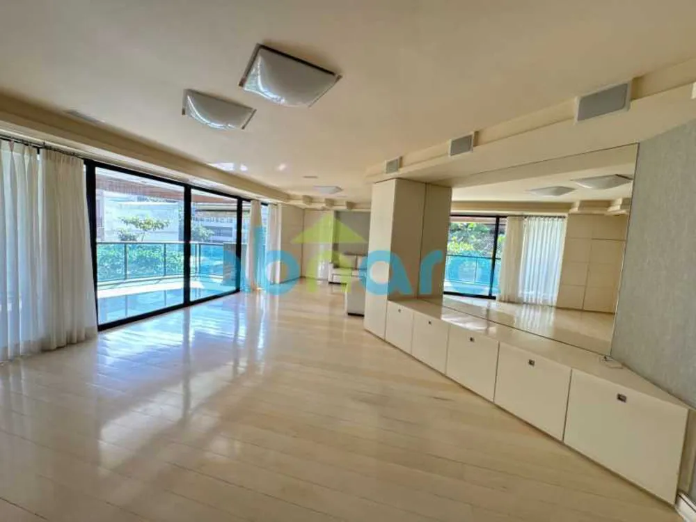 Apartamento, 3 quartos, 210 m² - Foto 4