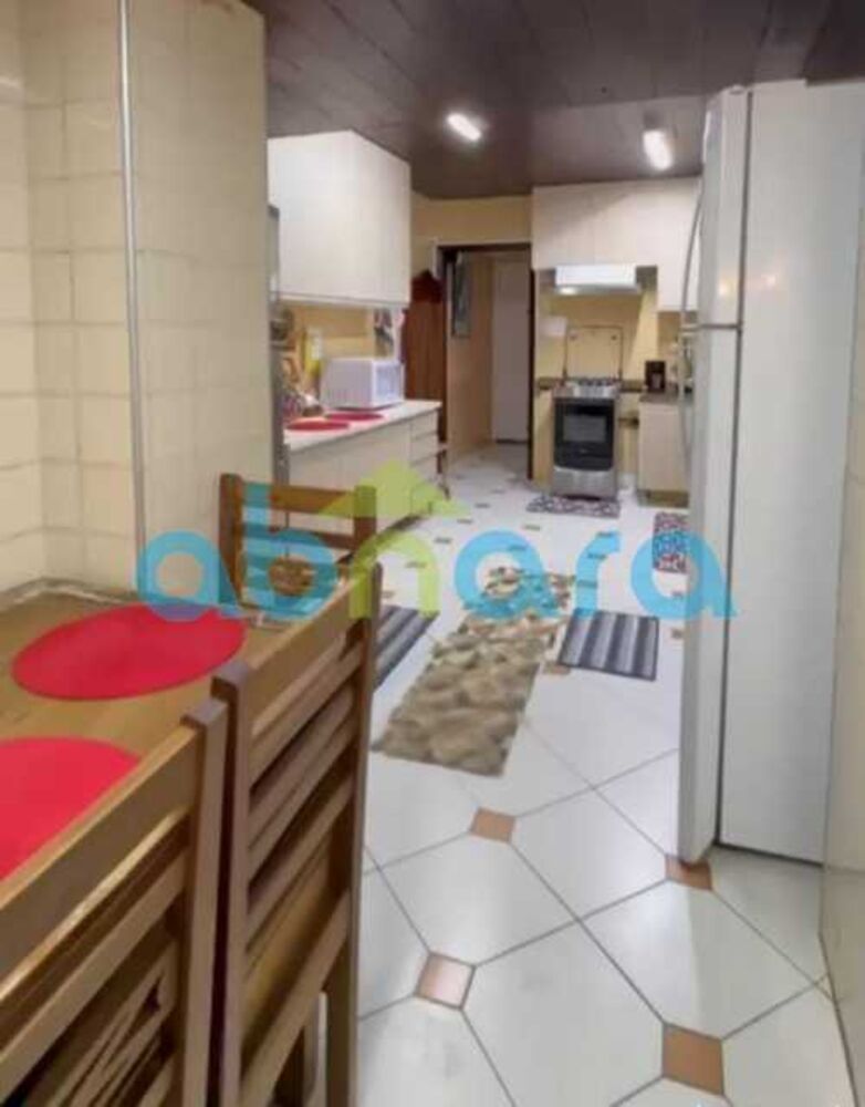 Apartamento à venda com 4 quartos, 210m² - Foto 12