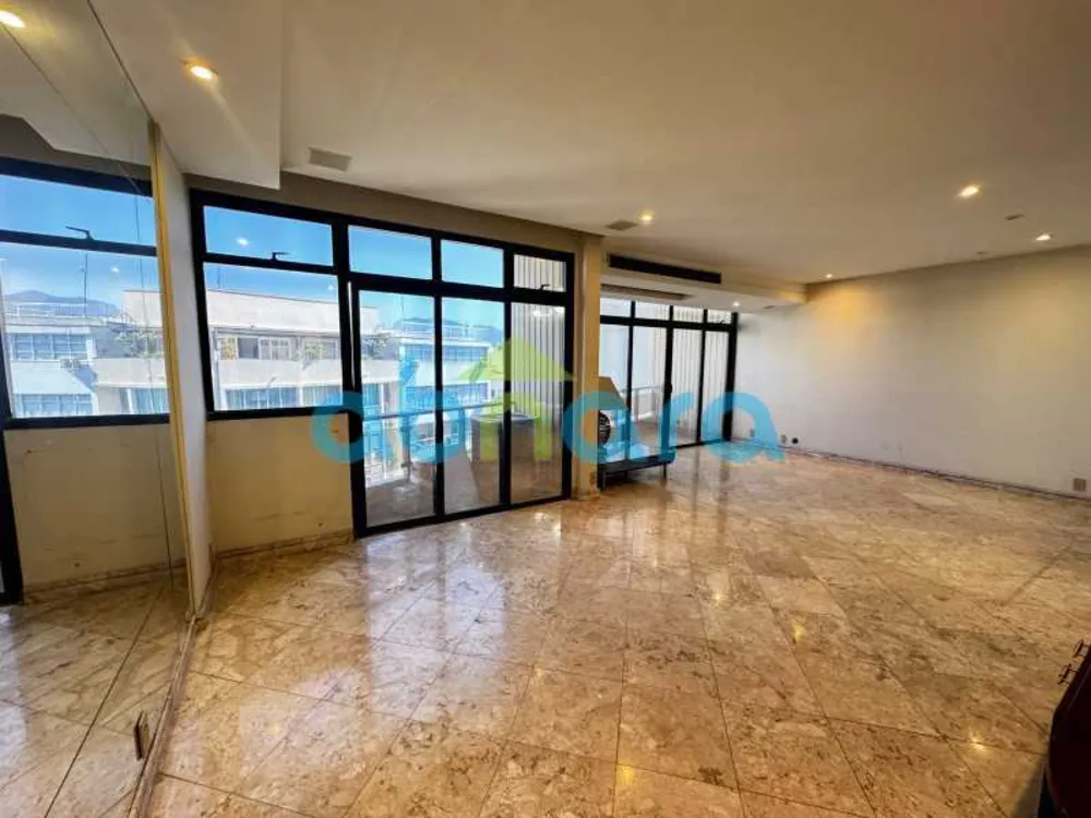 Apartamento, 3 quartos, 170 m² - Foto 1
