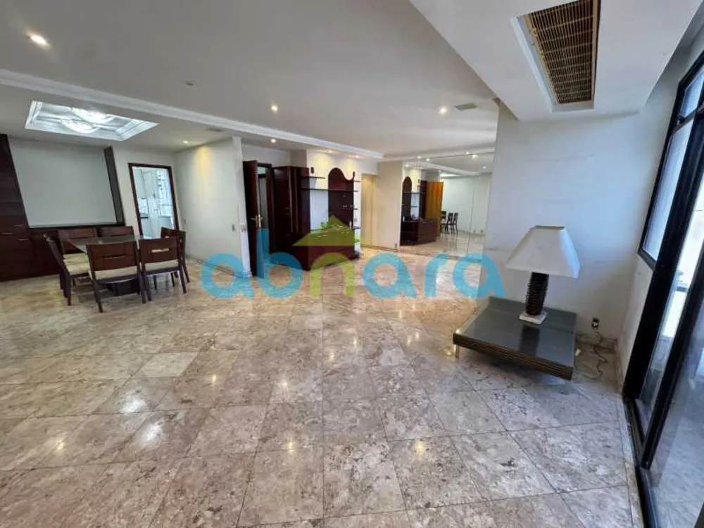 Apartamento, 3 quartos, 170 m² - Foto 2