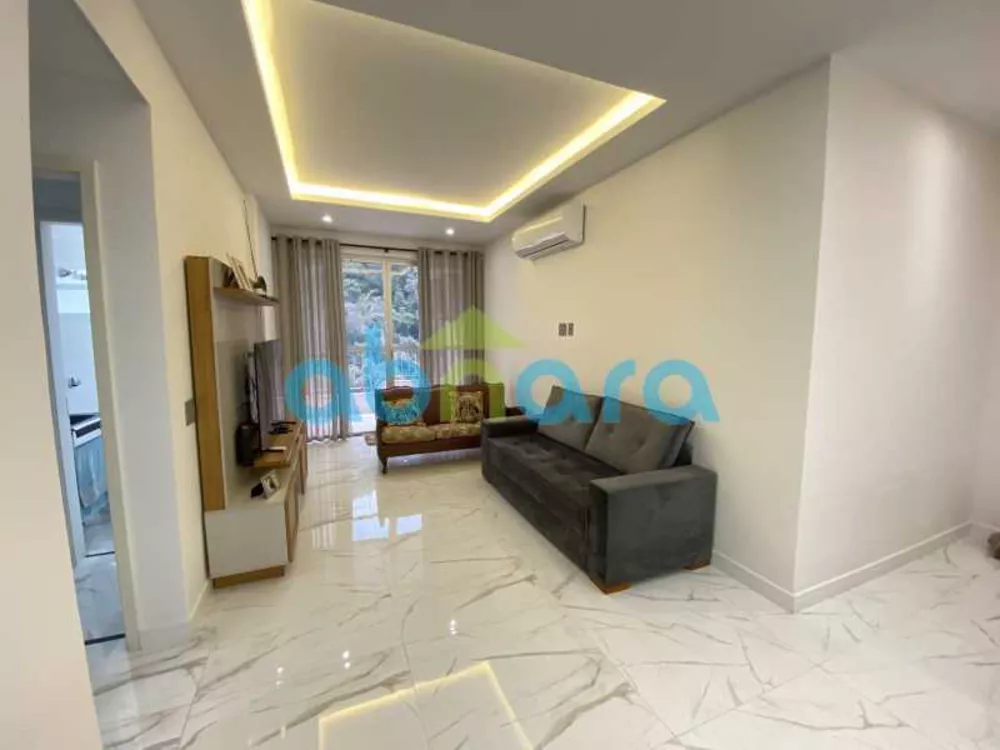 Apartamento à venda com 2 quartos, 115m² - Foto 4