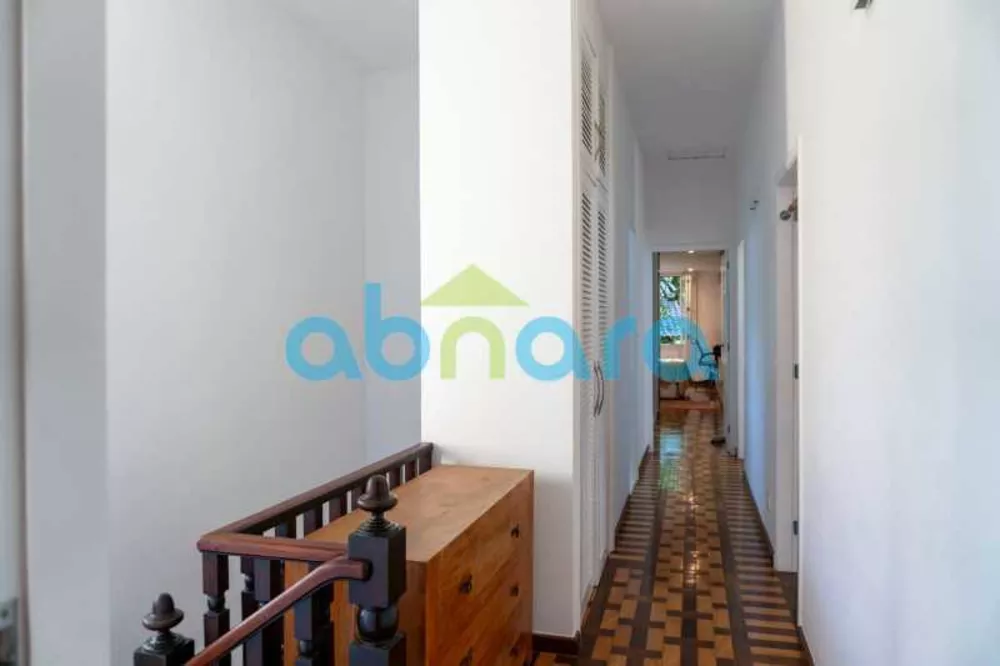 Casa, 6 quartos, 258 m² - Foto 7