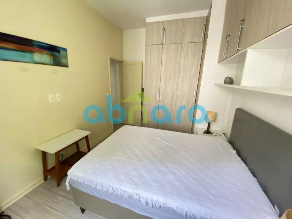 Apartamento à venda com 1 quarto, 50m² - Foto 2