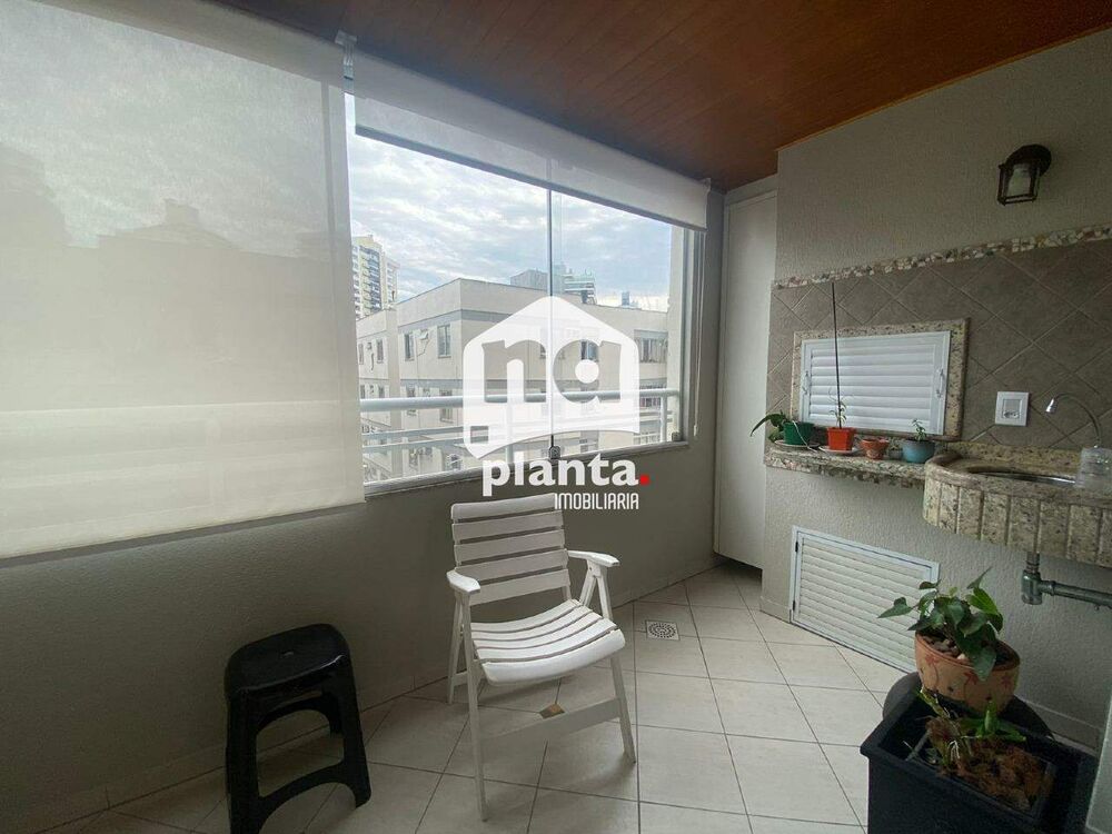 Apartamento à venda com 3 quartos, 128m² - Foto 11
