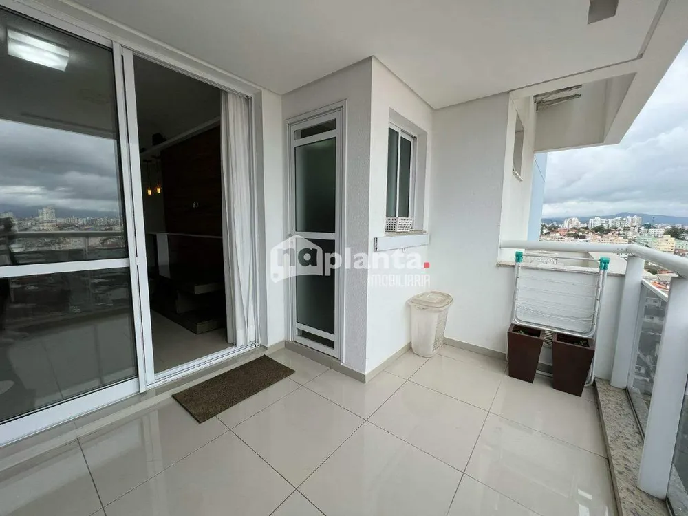 Apartamento, 3 quartos, 100 m² - Foto 2