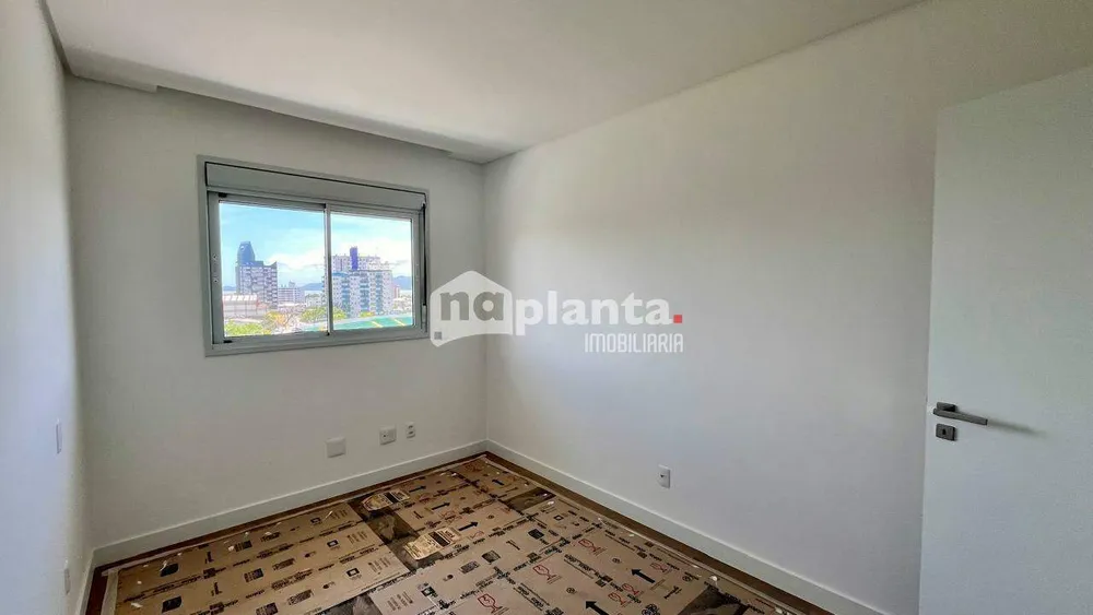 Apartamento, 3 quartos, 111 m² - Foto 2