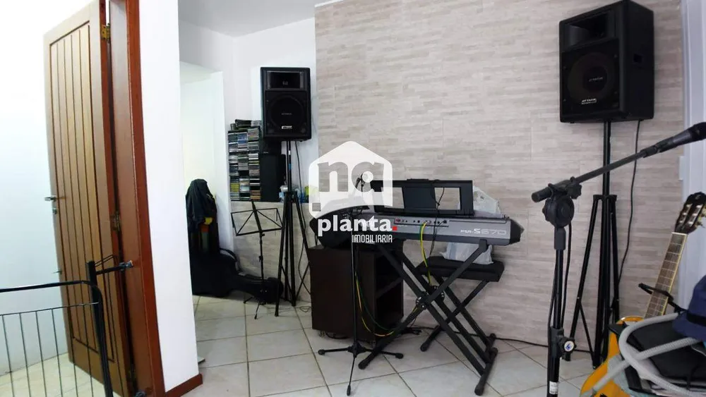 Casa, 4 quartos, 218 m² - Foto 13