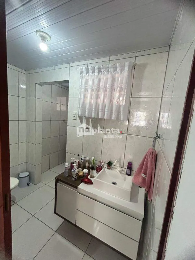 Casa, 3 quartos, 200 m² - Foto 14