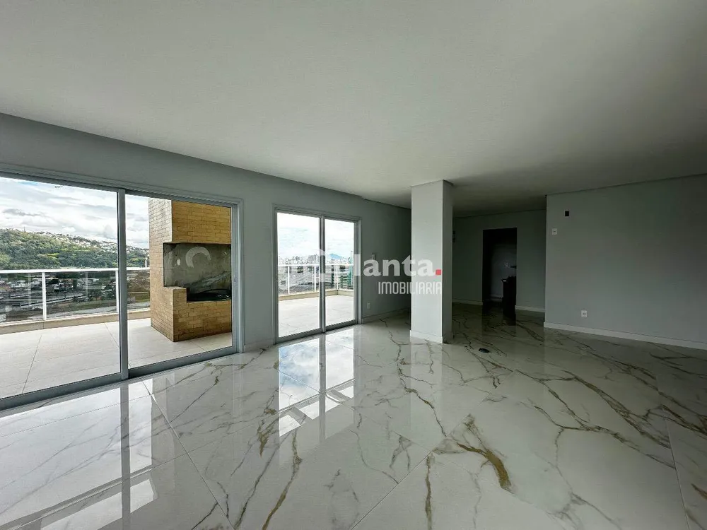 Cobertura, 3 quartos, 340 m² - Foto 1