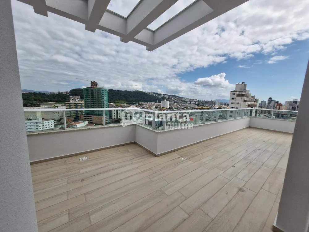 Cobertura, 3 quartos, 146 m² - Foto 1