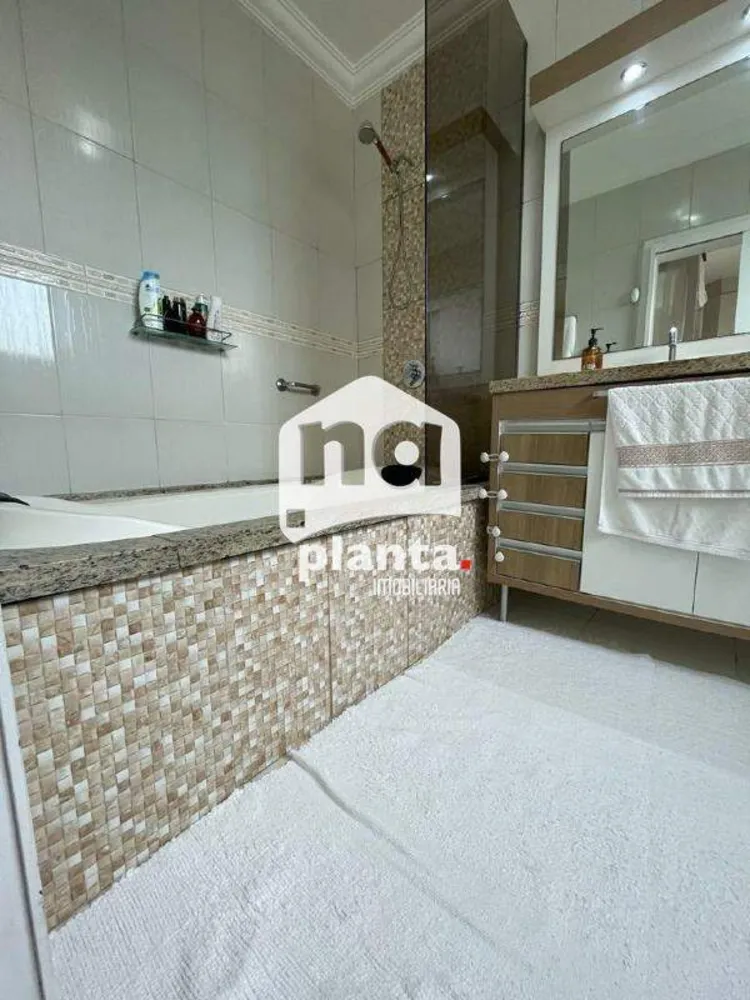 Cobertura, 3 quartos, 245 m² - Foto 9