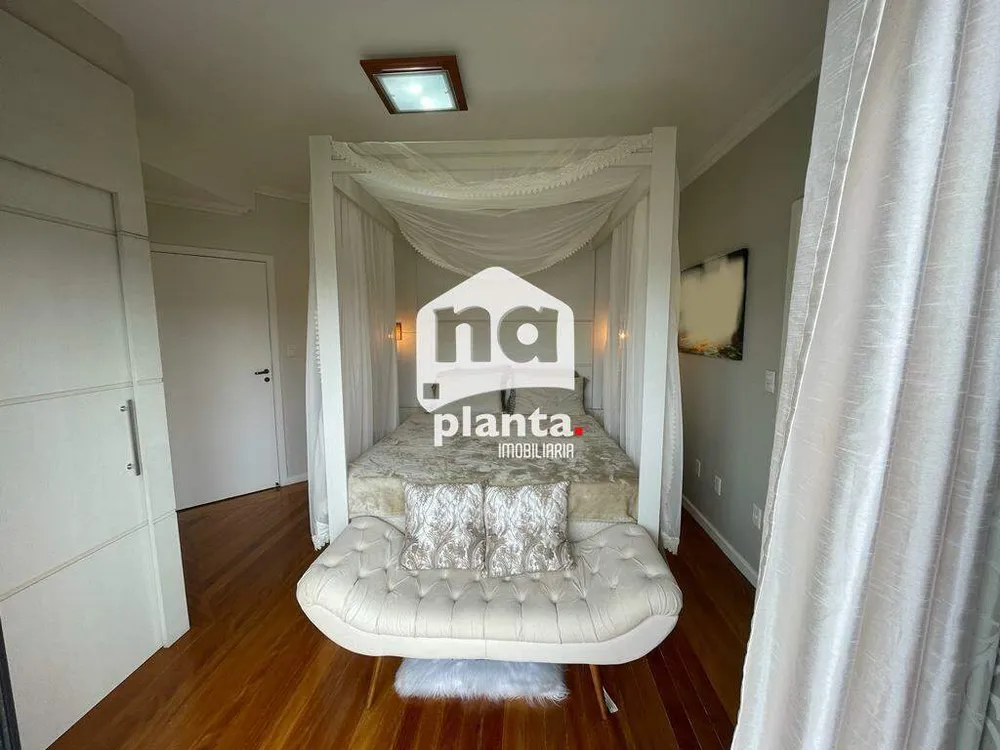 Cobertura, 3 quartos, 245 m² - Foto 10