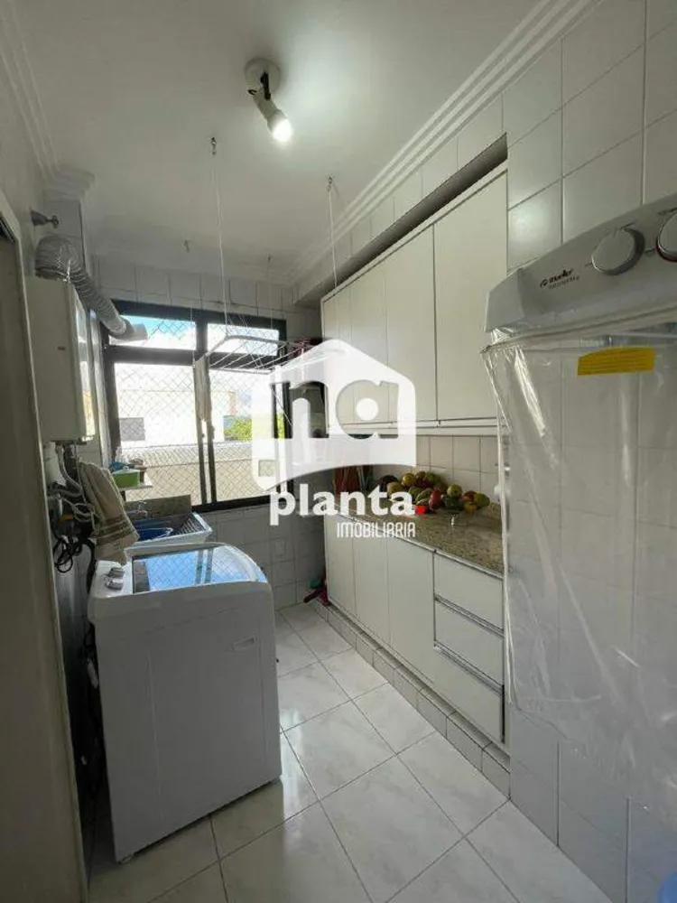 Cobertura, 3 quartos, 245 m² - Foto 2