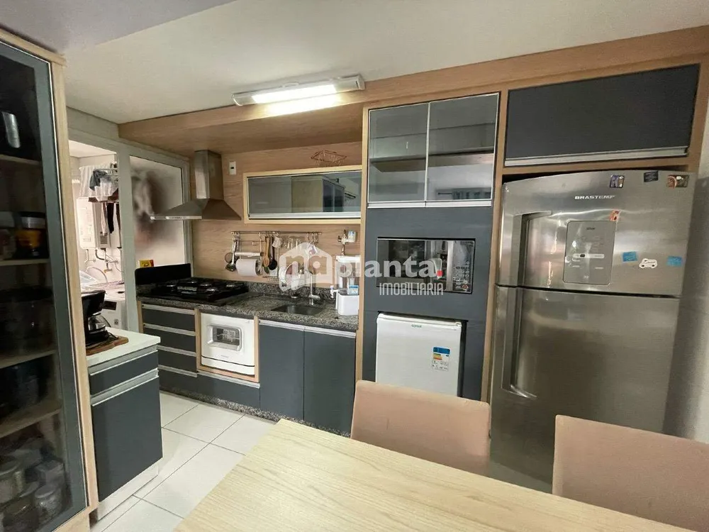 Apartamento, 3 quartos, 79 m² - Foto 1