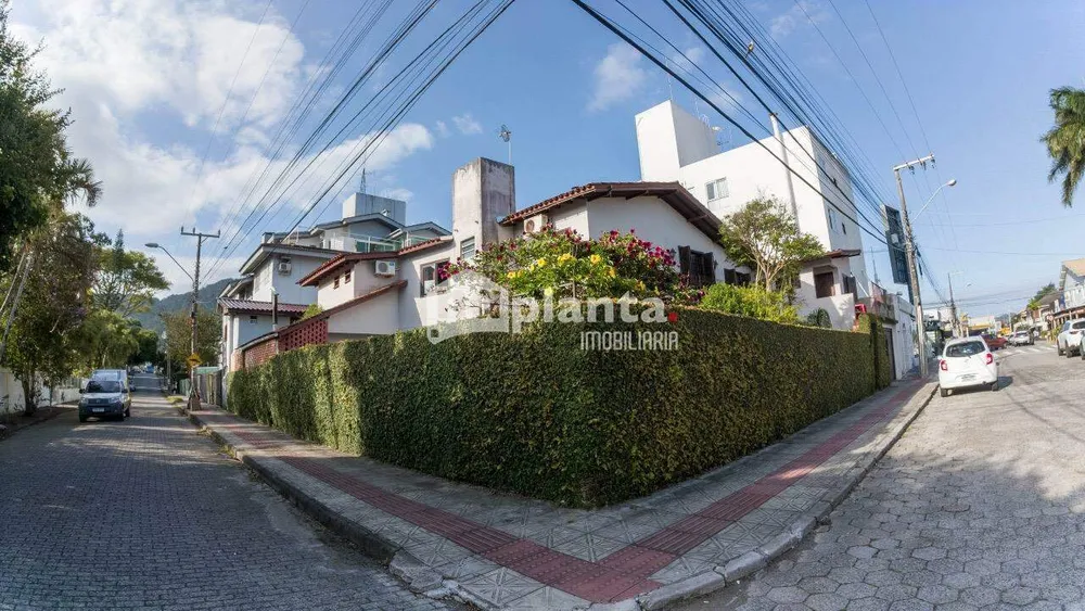 Casa, 4 quartos, 480 m² - Foto 1