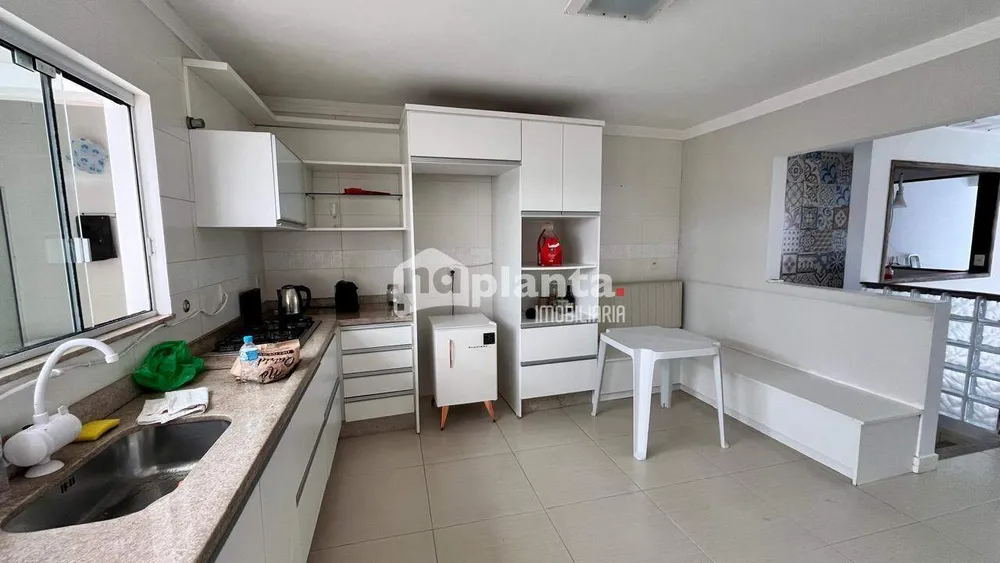 Casa, 3 quartos, 197 m² - Foto 8