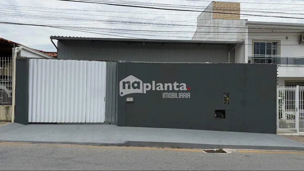 Depósito-Galpão, 168 m² - Foto 1
